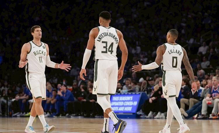 雄鹿球员公开质疑裁判判罚尺度，引争议，那些方式法律合作他们新闻认为.的简单介绍